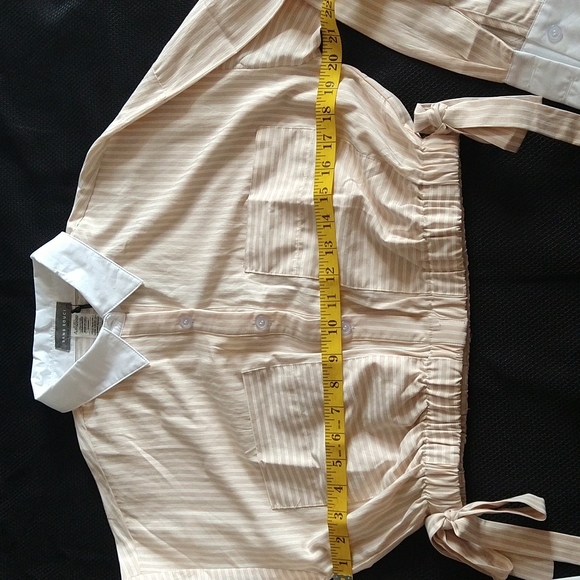 Crop top long sleeve button down shirt size small - Picture 9 of 13